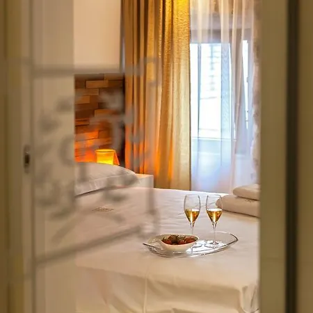 Apartment Golden Palace *