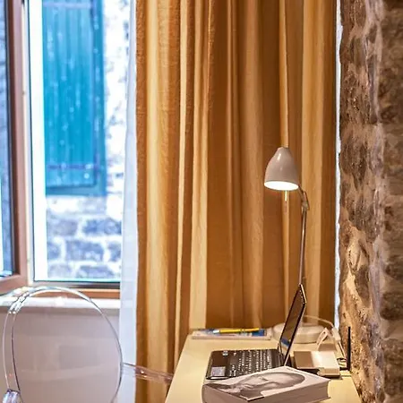 Apartment Golden Palace