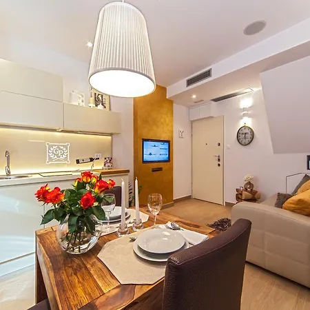 Apartment Golden Palace Split