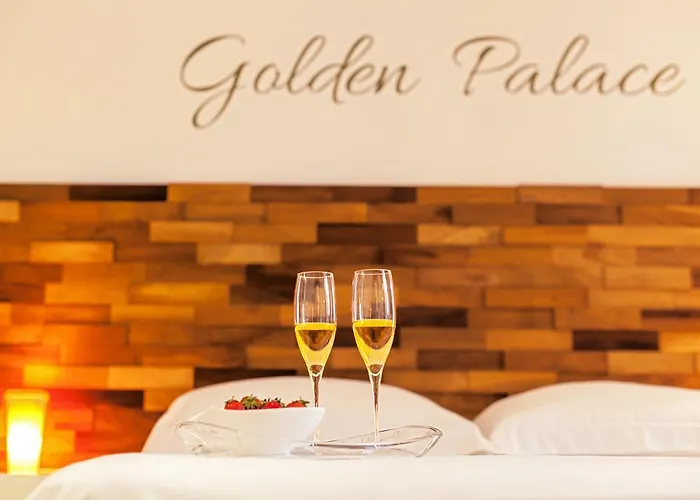 Golden Palace *